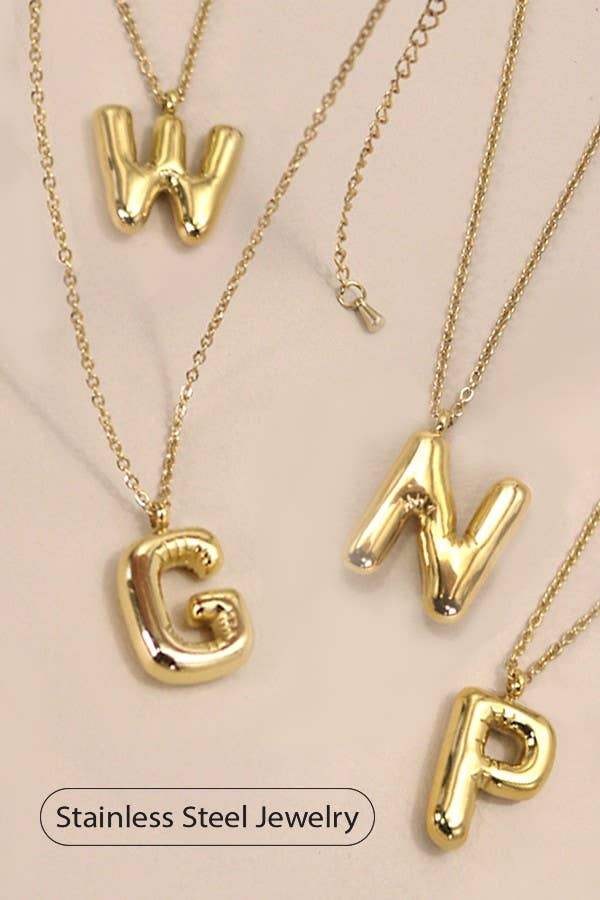 INITIAL NECKLACE