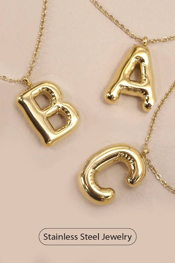 INITIAL NECKLACE