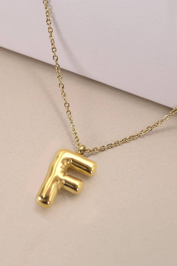 INITIAL NECKLACE