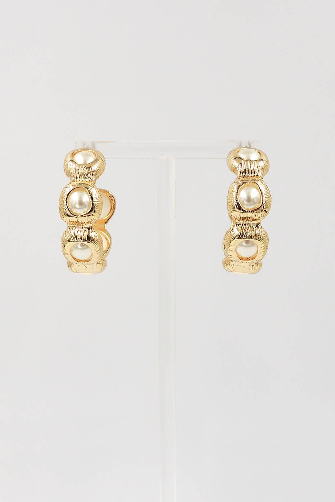 Geometric Gold 1" Hoop with Pearl Accents