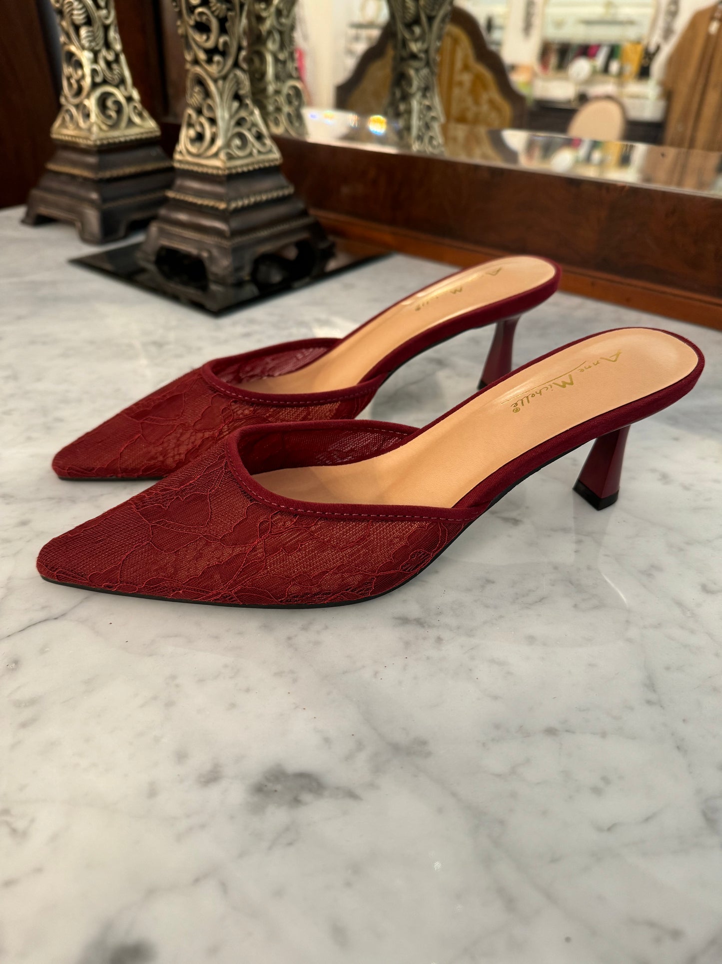Kitten Heel