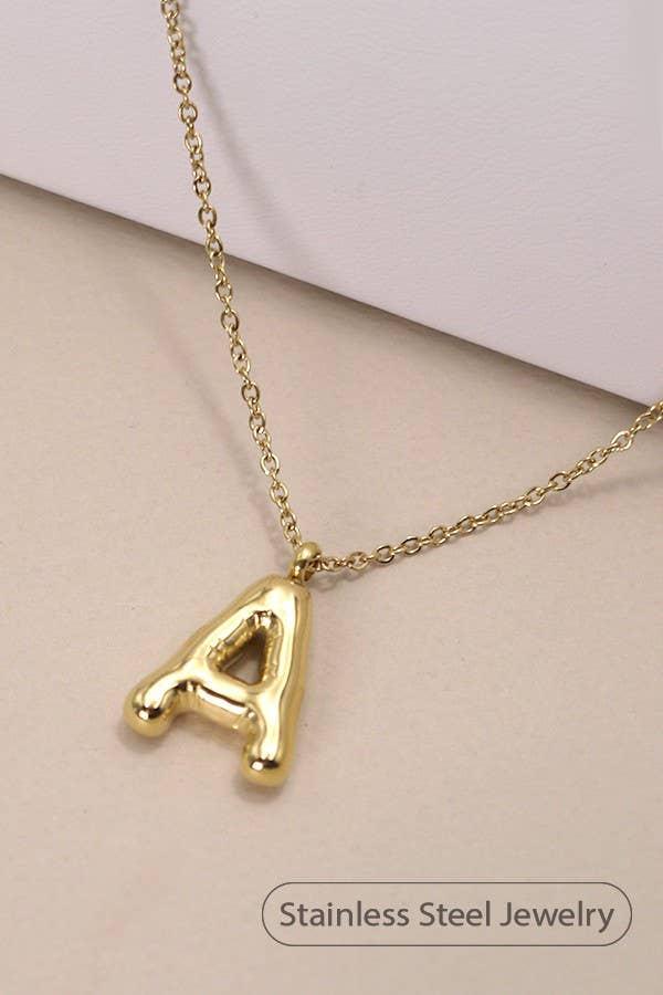 INITIAL NECKLACE